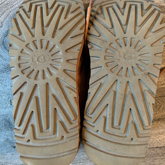 UGG Men’s Neumal Chukka Suede Lace Boots Size 10 - Picture 9 of 16